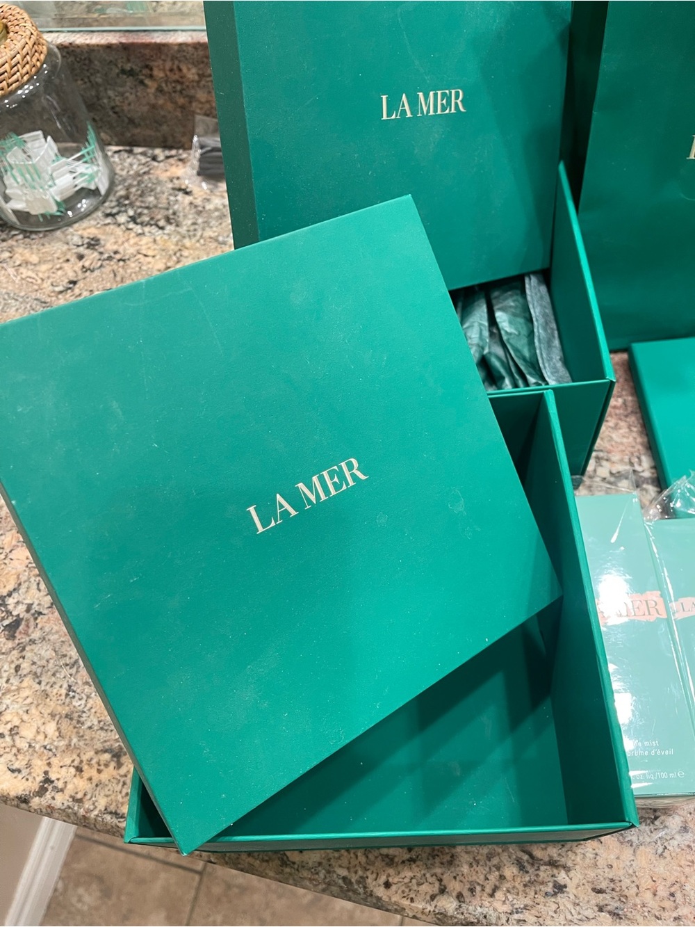 La Mer Green Gift Set *EMPTY BOXES & BAGS - Picture 3 of 9